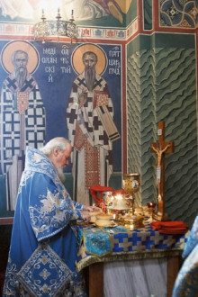 Патриарх Алексий II. Литургия.