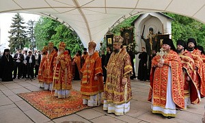 Патриарх Кирилл возглавил престольный праздник в Николо-Угрешском монастыре 