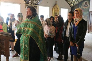 Выпускники школ г. Дзержинского посетили Николо-Угрешский монастырь  по случаю окончания учебного года