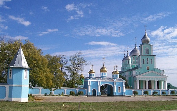 Свято-Рождество-Богородичный женский монастырь в с. Александровка Одесской епархии