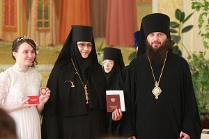 В Николо-Сольбинском монастыре прошел выпускной для учащихся Православных школ Переславской епархии