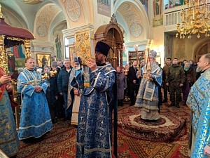 В праздник Сретения Господня архиепископ Могилевский и Мстиславский Софроний совершил Божественную литургию в Никольском женском монастыре Могилева