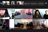 Состоялся круглый стол «Монашеские добродетели как средоточие монашеского подвига» для монашествующих епархий, расположенных на территории Сибирского федерального округа