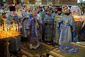 Блаженнейший митрополит Онуфрий совершил Литургию в Успенском Куливецком монастыре на Буковине и освятил храмы обители