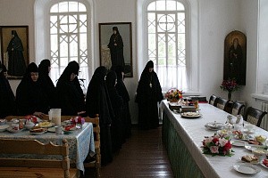 Настоятельница Шамординской обители получила Патриаршее поздравление ﻿с днем тезоименитства в престольный праздник монастыря