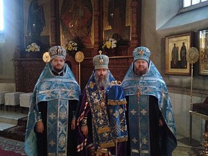 Волынская епархия оказала помощь Святогорской лавре