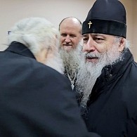 Суд продлил содержание наместника Святогорской лавры митрополита Святогорского Арсения под стражей на 60 суток