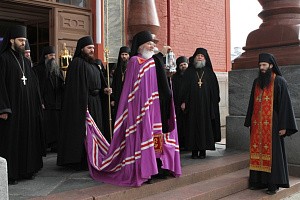 В Валаамский монастырь к празднику Пасхи доставлен Благодатный огонь