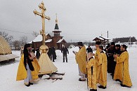 В Белогорском монастыре Россошанской епархии освящен крест на купол Воскресенского собора