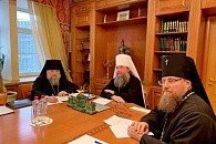 В Екатеринбургской епархии состоялся межрегиональный круглый стол «Монашеские добродетели как средоточие монашеского подвига» 