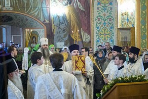 В Лазареву субботу митрополит Нижегородский Георгий возглавил Литургию в Спасо-Преображенском монастыре Арзамаса