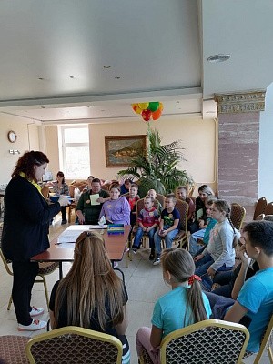В Свято-Никольском Черноостровском монастыре прошла развивающая программа для семей с детьми-инвалидами  