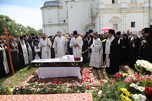 В Свято-Троицком Даниловом монастыре г. Переславля-Залесского прошли похороны его настоятеля игумена Даниила (Соколова)