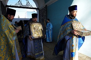 Святыни и реликвии Хиландарского монастыря принесены с Афона в Санкт-Петербург