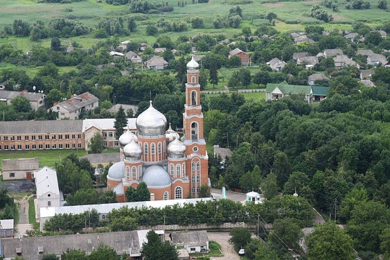 Женский монастырь в честь  Архистратига  Божия Михаила Тульчинской епархии