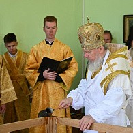Митрополит Брянский Александр освятил храм святых Антония и Феодосия Печерских Свенского монастыря