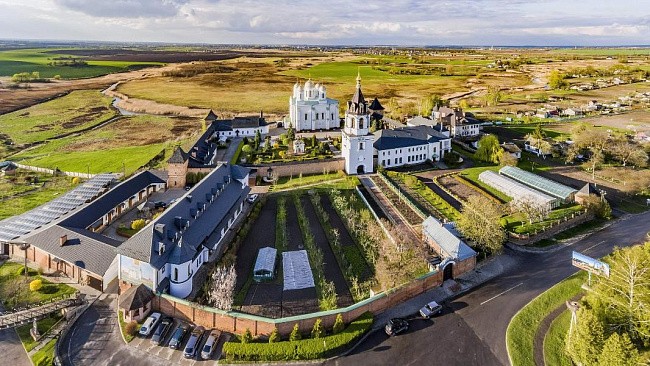 Успенский Святогорский Зимненский ставропигиальный женский монастырь Киевской епархии
