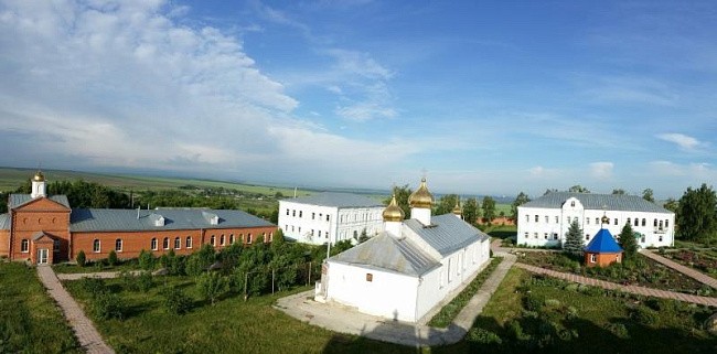 Свято - Троицкий Чуфаровский  мужской монастырь