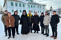 В рамках IX Духовно-просветительского молодежного форума «Со-Трудничество» молодежь Вологды совершила поездку в монастыри Вологодской епархии
