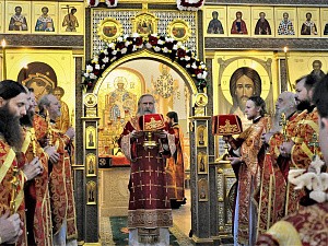 Архиепископ Феогност возглавил праздник в честь прп. Сергия в Троице-Сергиевом Варницком монастыре