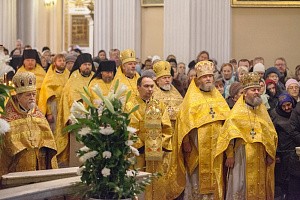 В Свято-Успенском монастыре г. Новомосковска встретили праздник Благовещения