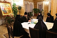 Митрополит Георгий провел встречу с насельницами Арзамасского Николаевского монастыря