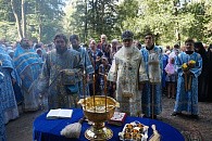 Митрополит Климент совершил литургию в монастыре в честь Калужского образа Богоматери г. Калуги