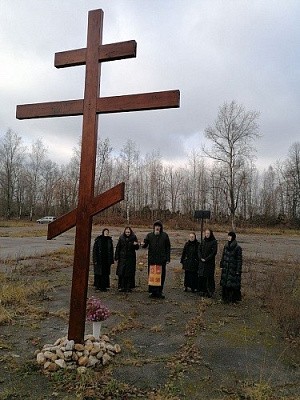 В день поминовения невинно убиенных в ХХ веке в Казанской обители Вышнего Волочка отслужили литию