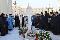 Председатель Синодального отдела по монастырям и монашеству совершил заупокойную литию на могиле архимандрита Кирилла (Павлова)