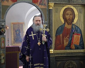 Архиепископ Феогност возглавил Литургию Преждеосвященных Даров  в Стефано-Махрищском монастыре