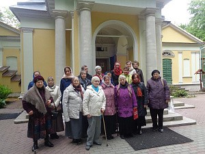 Марфо-Мариинская обитель организовала паломническую поездку в великокняжеские усадьбы Ильинское и Усово