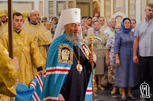 В Киево-Печерской лавре молитвенно отметили третью годовщину интронизации Блаженнейшего митрополита Онуфрия