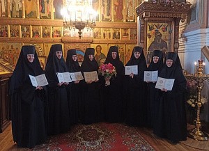 Насельницам Вознесенского Оршина монастыря Тверской епархии вручены дипломы об окончании семинарии
