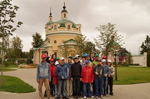 Воспитанники детского дома-интерната № 15 Москвы посетили  Борисоглебский Аносин монастырь