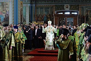  Святейший Патриарх Кирилл совершил Литургию в Валаамском монастыре  в день памяти прпп. Сергия и Германа Валаамских 
