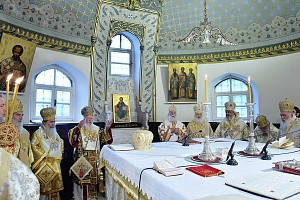 Предстоятели Православных Церквей молятся о примирении на Украине и преодолении раскола