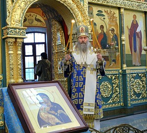 Архиепископ Феогност возглавил Литургию в Стефано-Махрищском монастыре в день празднования Казанской иконы Божией Матери