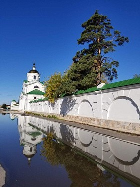 Свято-Троицкий Селенгинский монастырь в селе Троицкое