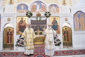 Патриарший экзарх всея Беларуси отслужил Литургию в Полоцком Спасо-Евфросиниевском монастыре