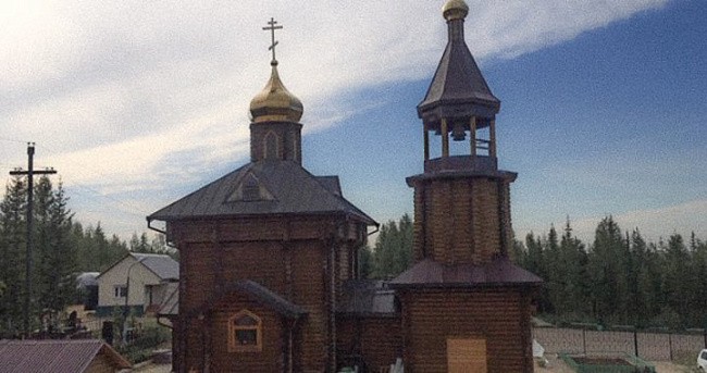Андреевский мужской монастырь в г. Мирный