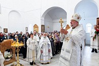 Епископ Полоцкий Игнатий возглавил первое престольное торжество в Михайловском храме Березвечского монастыря города Глубокое