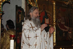 Архиепископ Феогност совершил Литургию  в  Богородице-Рождественском монастыре