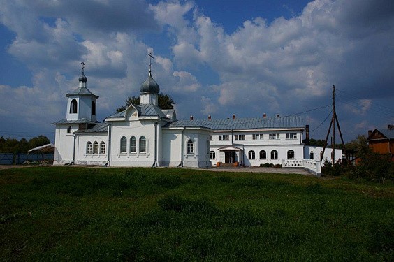 Женский монастырь во имя Архистратига Божия Михаила с. Малоирменка