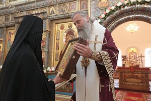 Архиепископ Феогност передал настоятельнице Зачатьевского монастыря Патриаршее поздравление с днем тезоименитства
