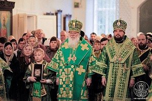 В Антониево-Леохновском монастыре Новгородской епархии состоялось архиерейское богослужение