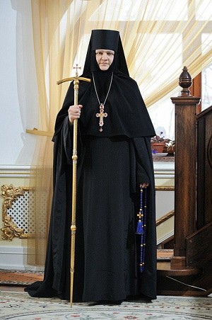 Настоятельнице Николо-Сольбинского монастыря вручили почетную грамоту