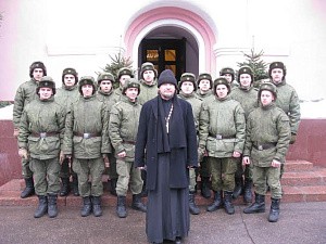 В Донском монастыре состоялось  Крещение и причащение военнослужащих штаба ВВС