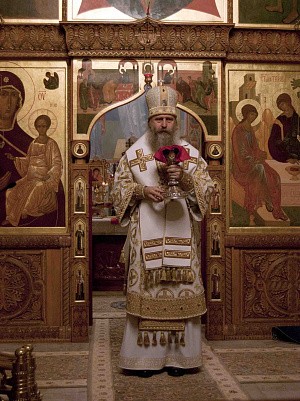 Архиепископ Сергиево-Посадский Феогност совершил Литургию в Покровском Хотькове монастыре