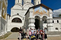 Экскурсией по Спасо-Прилуцкому монастырю Вологды закончилась первая смена группы дневного пребывания детей «Гармония»