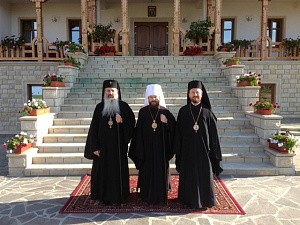 Митрополит Волоколамский Иларион посетил ряд монастырей Румынской Православной Церкви
